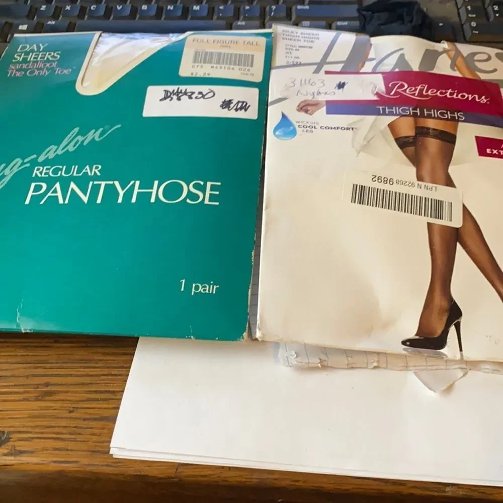 *Lot of 4* pantyhose and thigh highs